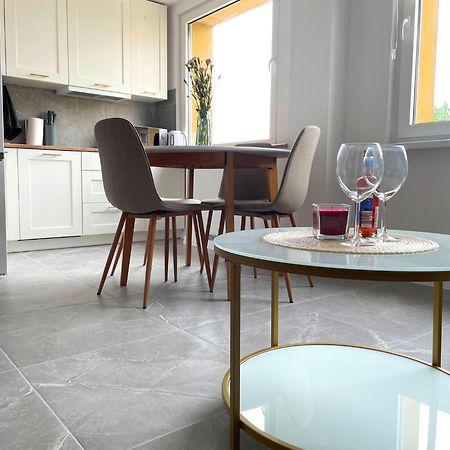 Apartament Konstytucji - Centrum Świnoujście Esterno foto