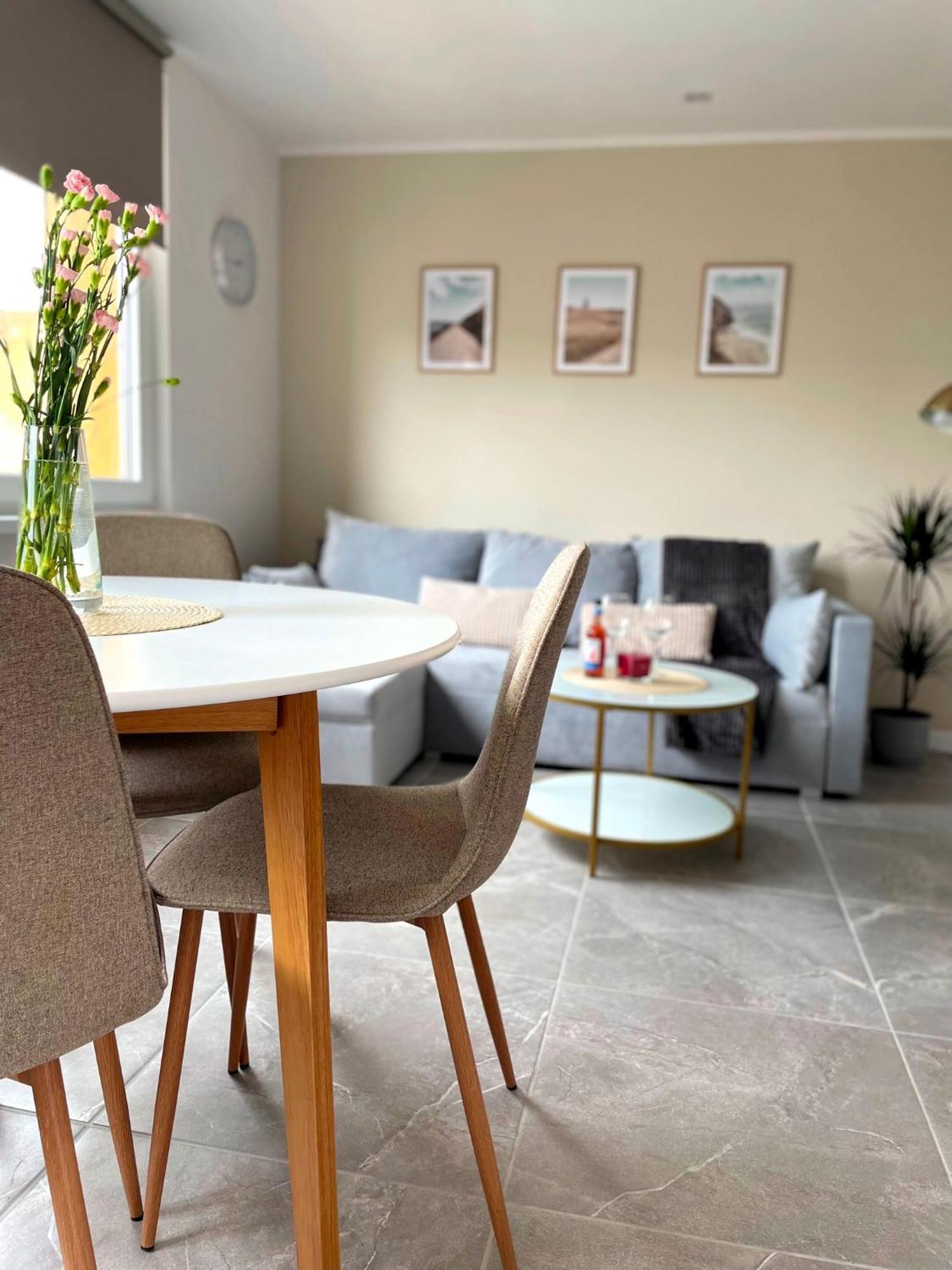 Apartament Konstytucji - Centrum Świnoujście Esterno foto