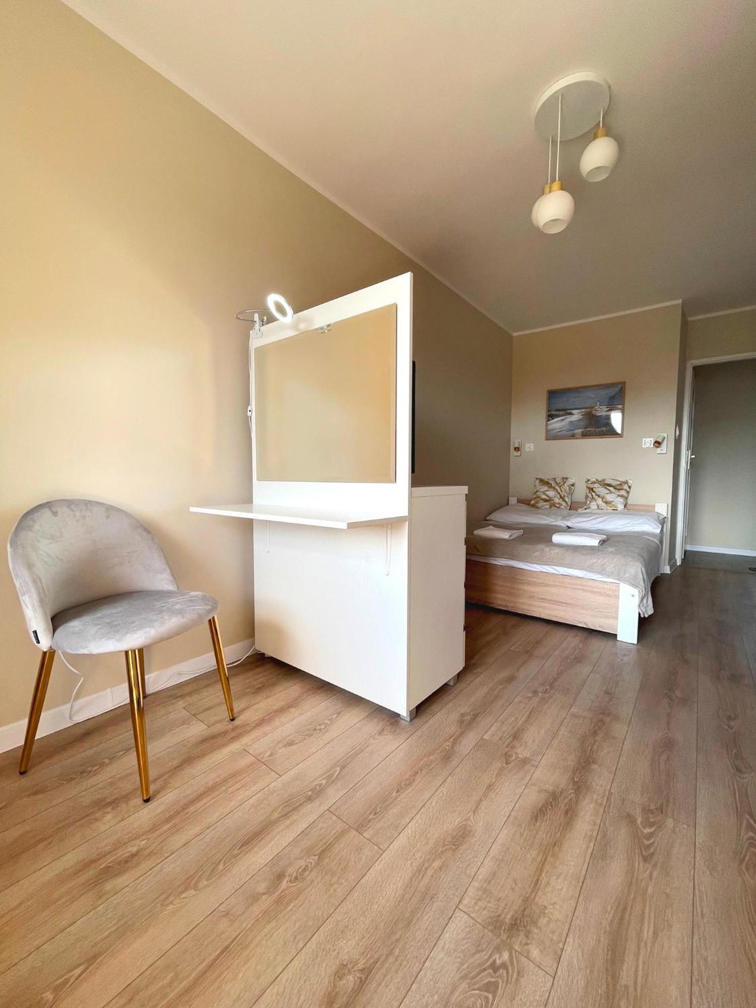 Apartament Konstytucji - Centrum Świnoujście Esterno foto